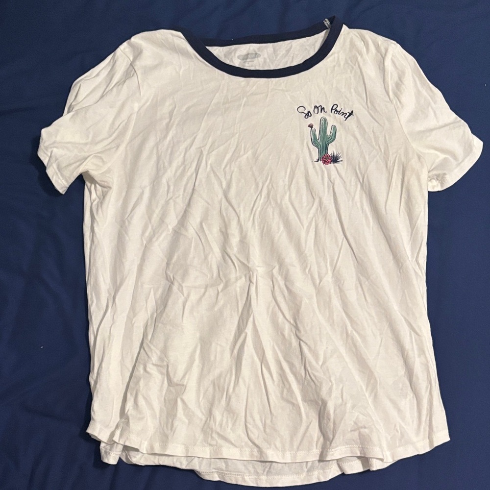 Old Navy White Tee with Navy Trim